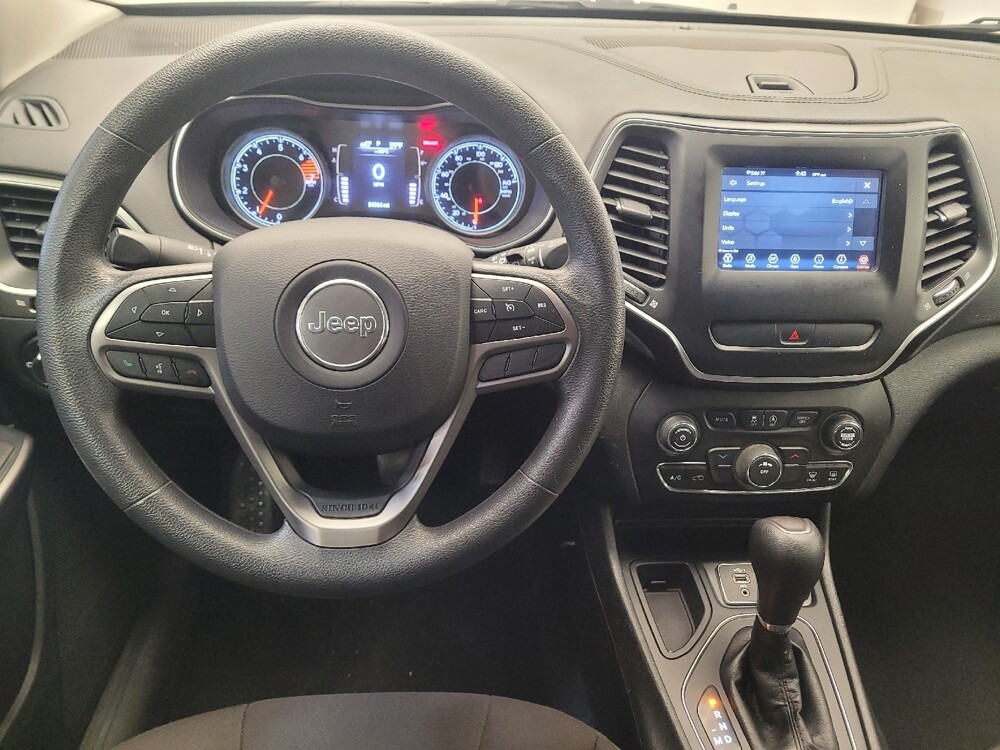 2019 Jeep Cherokee in Riverside, CA 92504 - 18088763 22