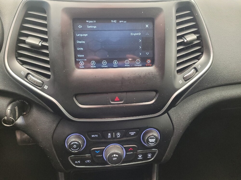 2019 Jeep Cherokee in Riverside, CA 92504 - 18088763 25