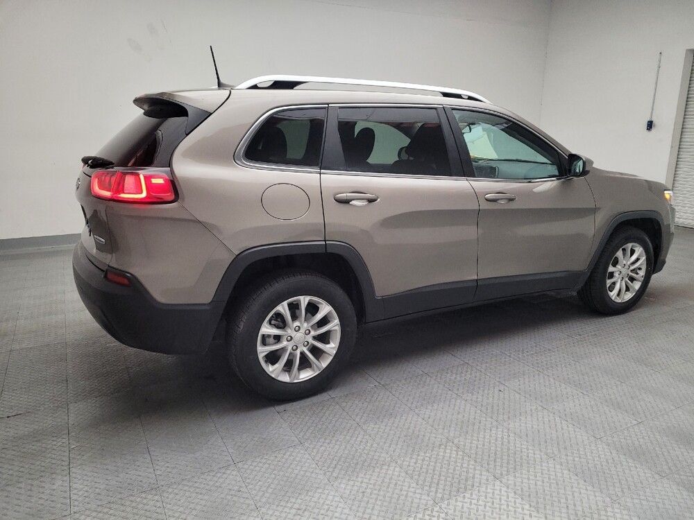 2019 Jeep Cherokee in Riverside, CA 92504 - 18088763 10