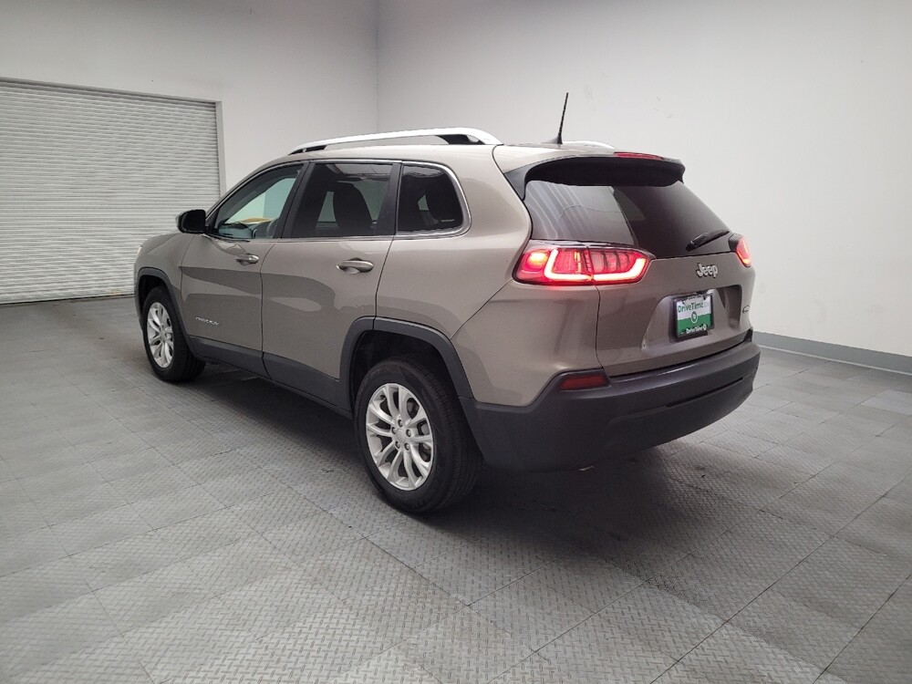 2019 Jeep Cherokee in Riverside, CA 92504 - 18088763 5