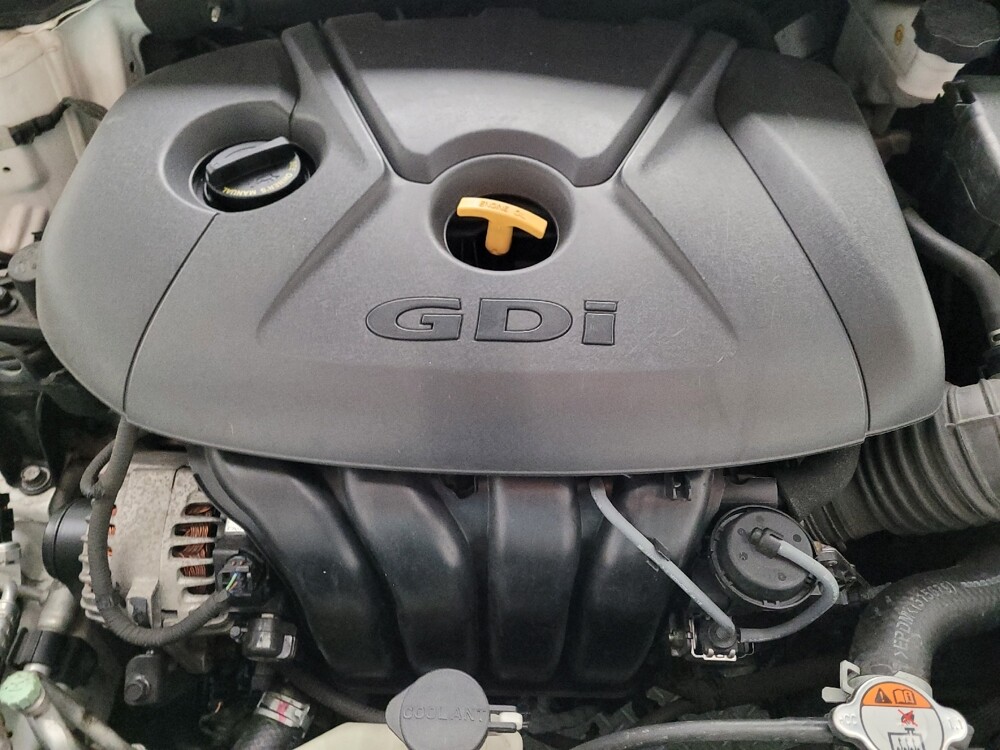 2016 Kia Forte in Riverside, CA 92504 - 18088765 30