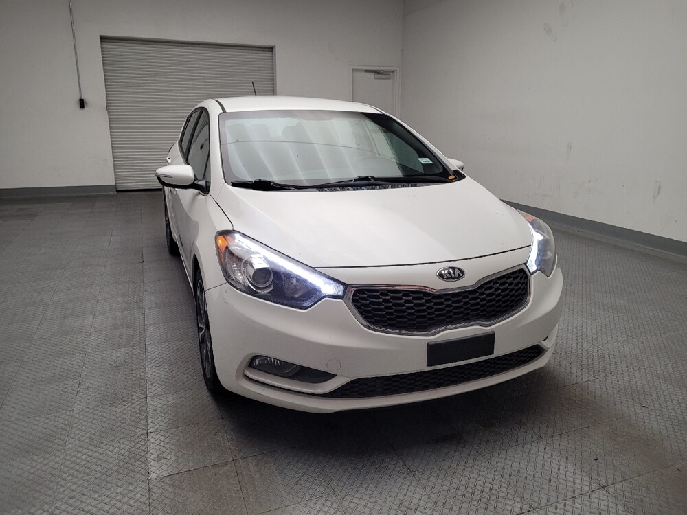 2016 Kia Forte in Riverside, CA 92504 - 18088765 14