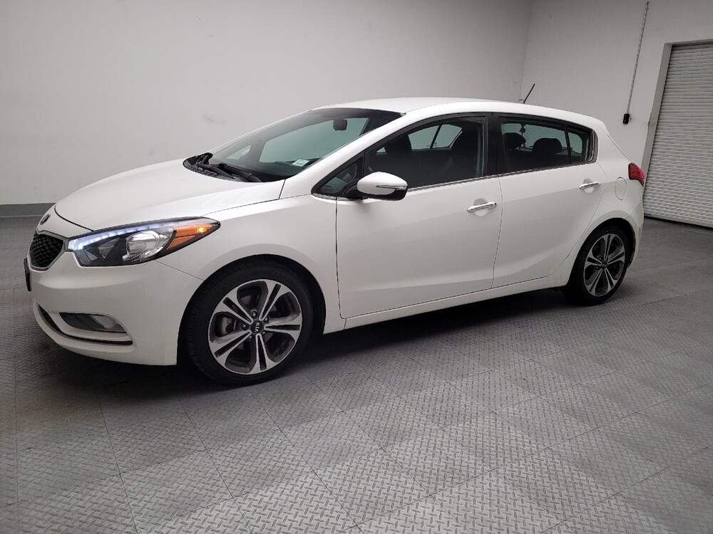 2016 Kia Forte in Riverside, CA 92504 - 18088765 2