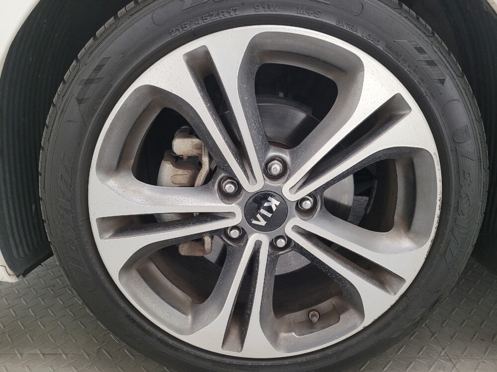 2016 Kia Forte in Riverside, CA 92504 - 18088765 31