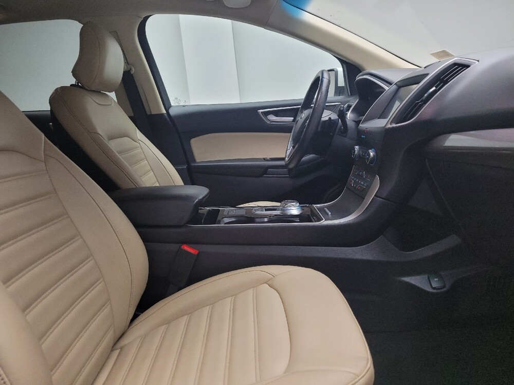 2019 Ford Edge in Taylor, MI 48180 - 18088772 21