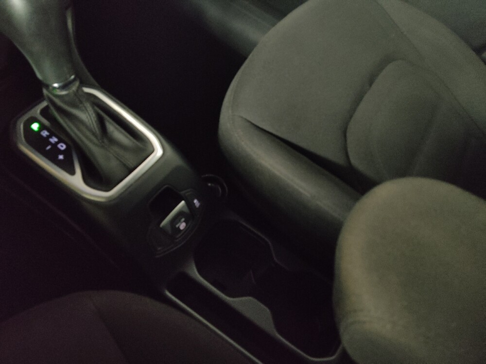 2019 Jeep Renegade in Union City, GA 30291 - 18088780 26