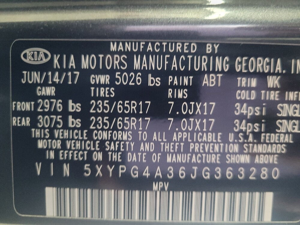 2018 Kia Sorento in Birmingham, AL 35215 - 18088784 33