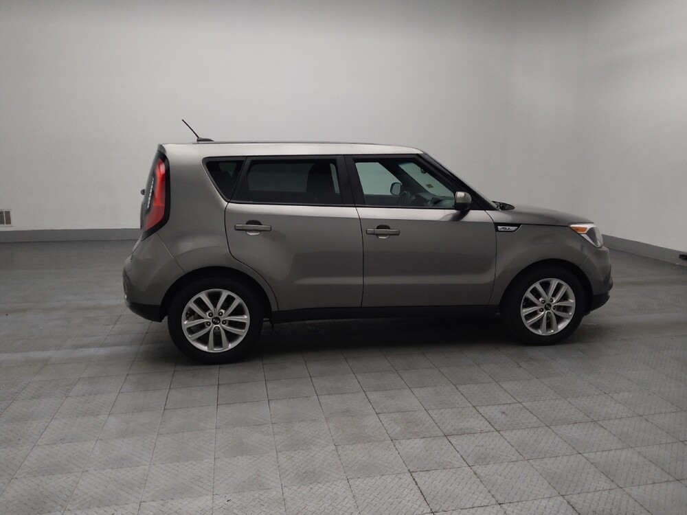 2017 Kia Soul in Union City, GA 30291 - 18088796 10