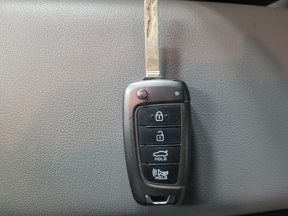 2021 Hyundai Elantra in Macon, GA 31210 - 18088803 32