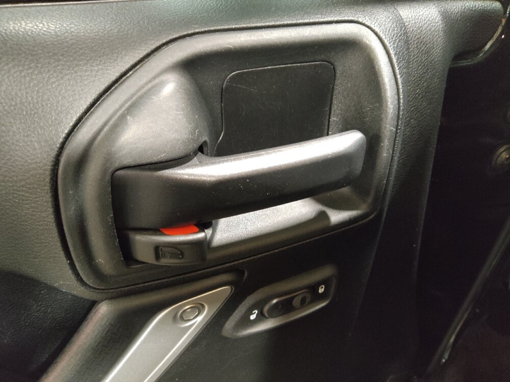 2017 Jeep Wrangler in Tulsa, OK 74145 - 18088804 27