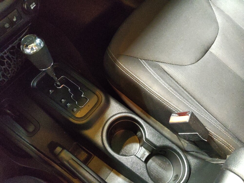 2017 Jeep Wrangler in Tulsa, OK 74145 - 18088804 26