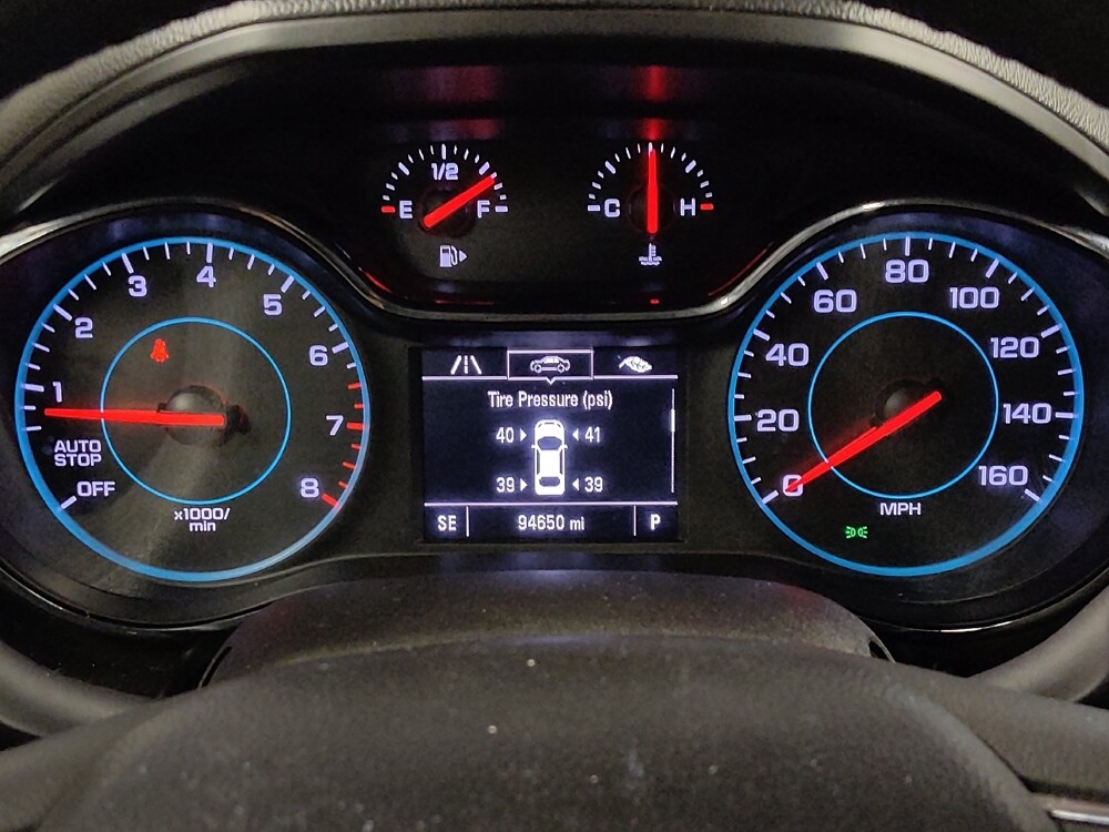 2017 Chevrolet Cruze in Live Oak, TX 78233 - 18088805 23