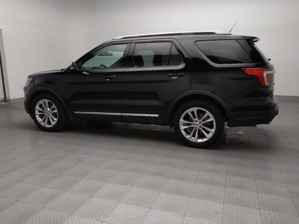 2018 Ford Explorer in Tulsa, OK 74145 - 18088806 3