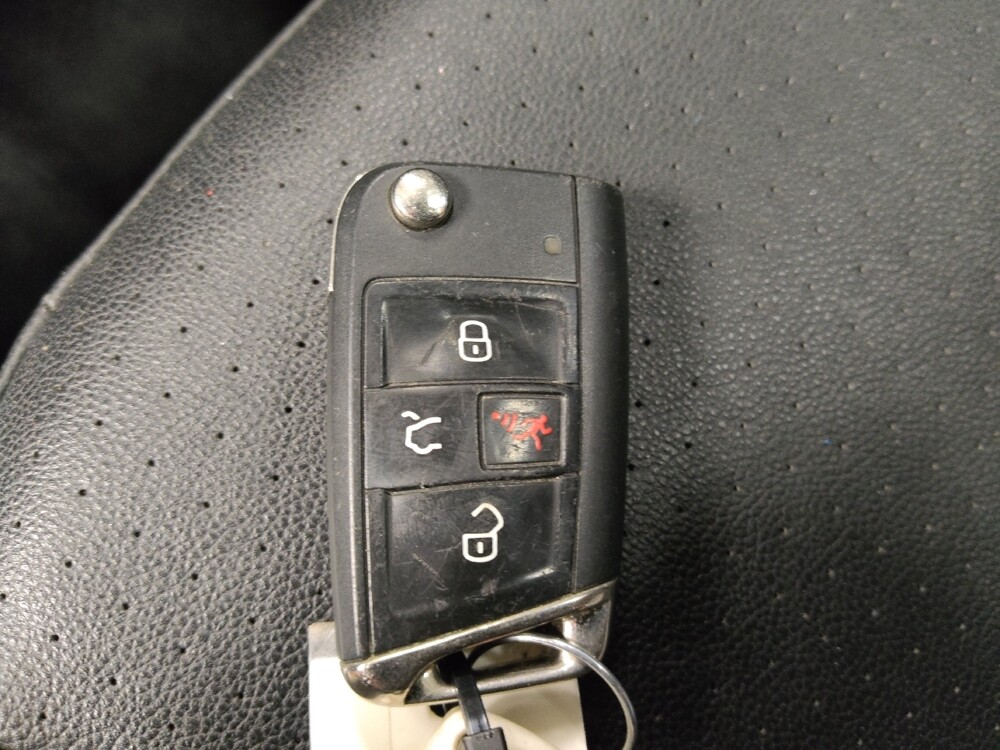 2019 Volkswagen Tiguan in Round Rock, TX 78664 - 18088809 32