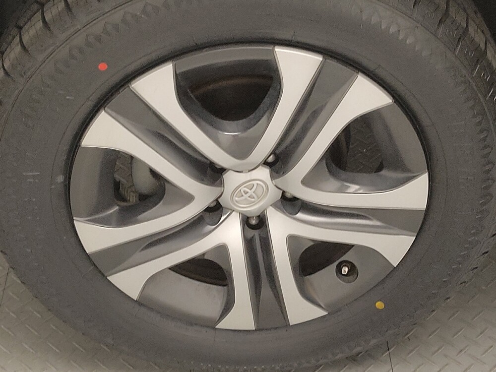 2017 Toyota RAV4 in Tulsa, OK 74145 - 18088813 31