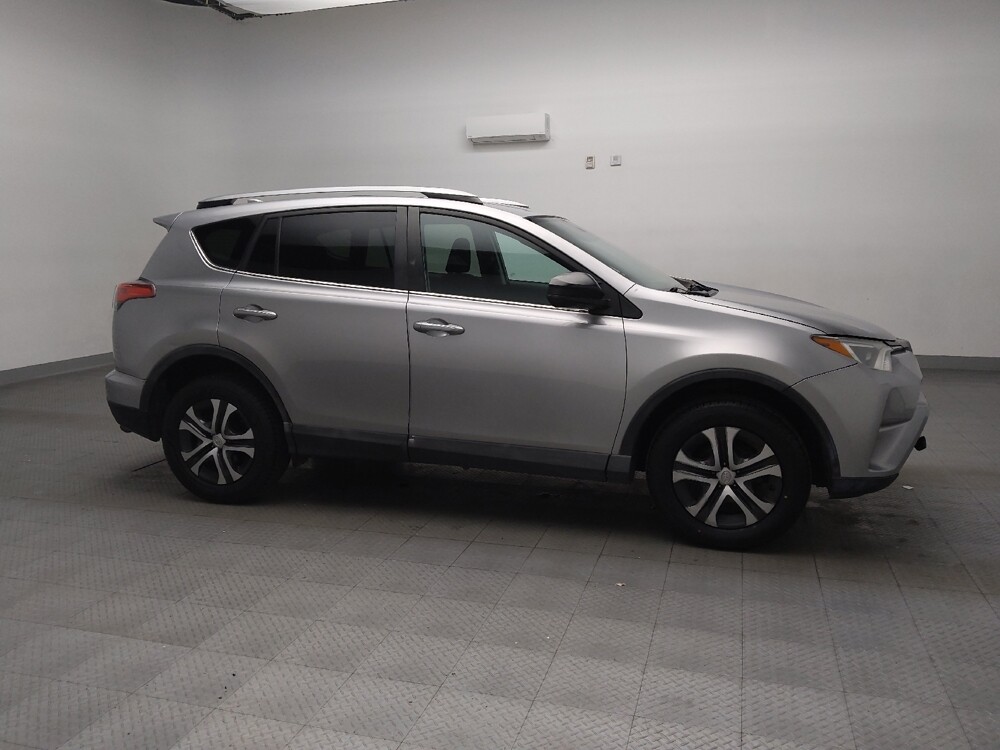 2017 Toyota RAV4 in Tulsa, OK 74145 - 18088813 11