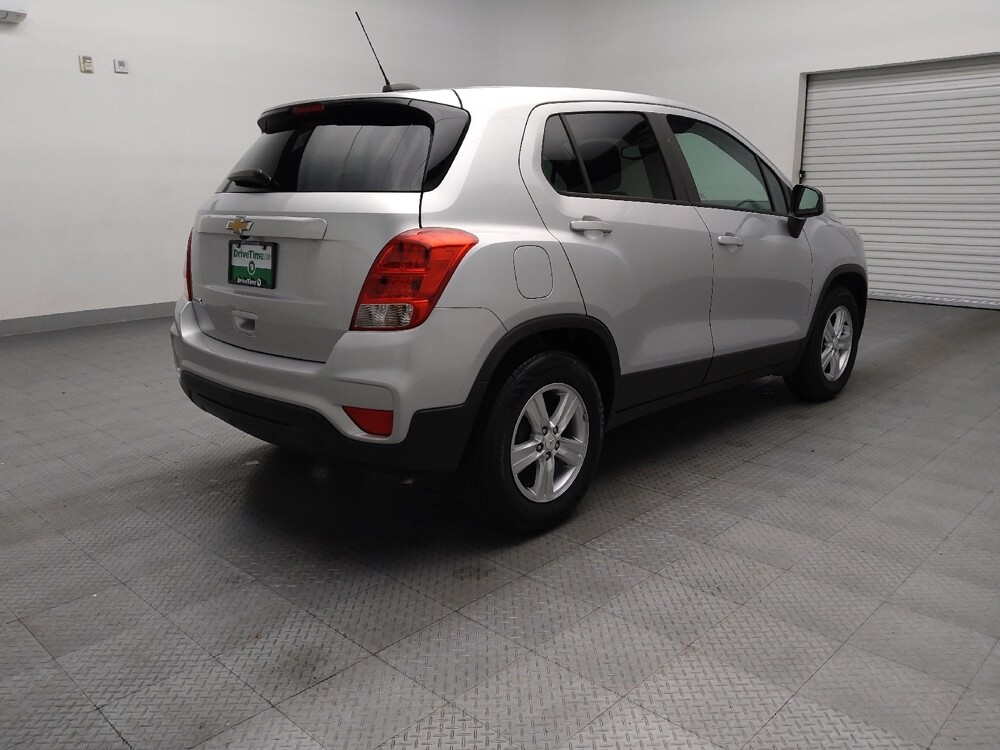 2020 Chevrolet Trax in Fort Worth, TX 76116 - 18088827 9