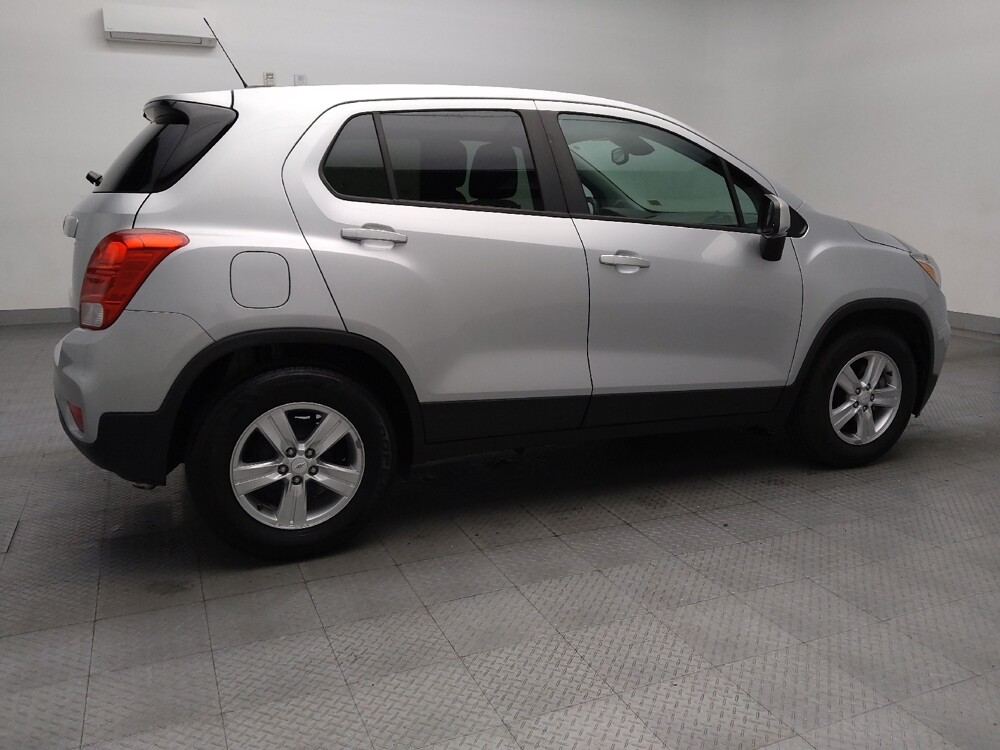 2020 Chevrolet Trax in Fort Worth, TX 76116 - 18088827 10