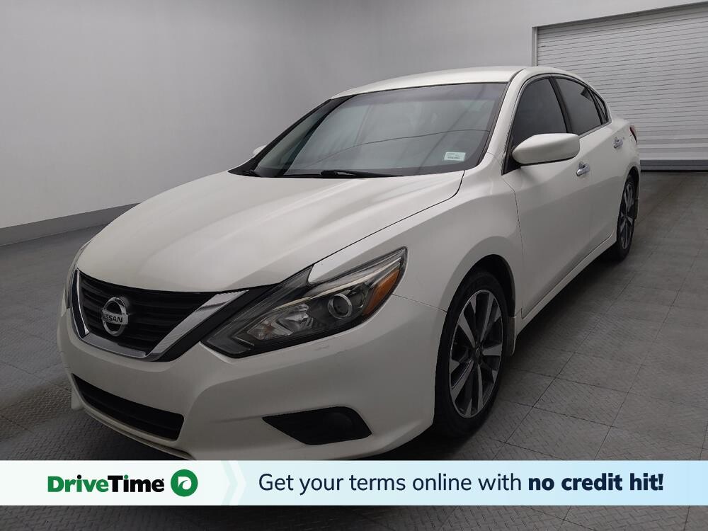 2017 Nissan Altima in Pensacola, FL 32505 - 18088847