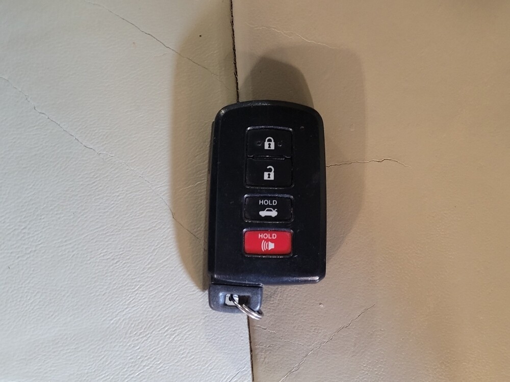 2015 Toyota Camry in Sanford, FL 32773 - 18088854 32