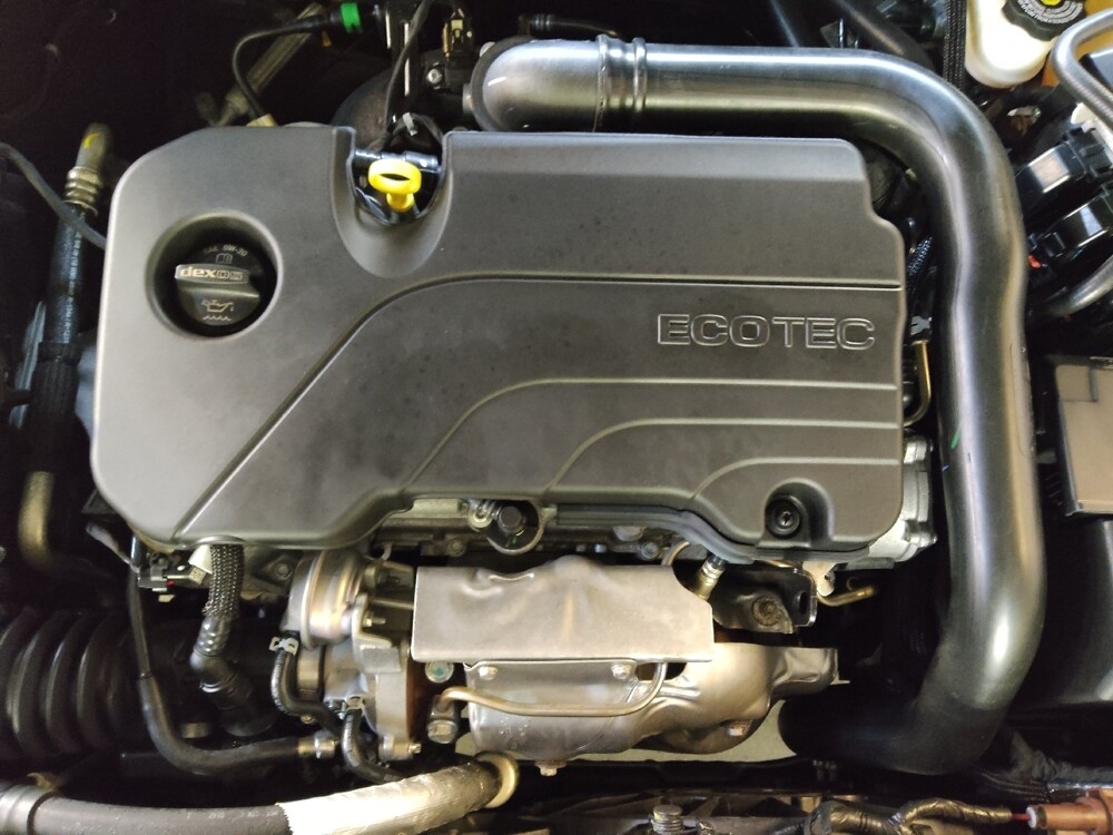 2022 Chevrolet Malibu in Winston-Salem, NC 27103 - 18088870 30