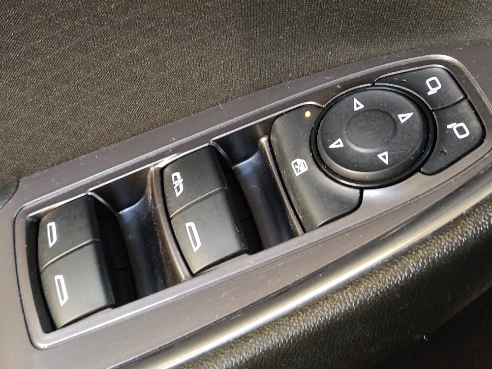 2022 Chevrolet Malibu in Winston-Salem, NC 27103 - 18088870 27