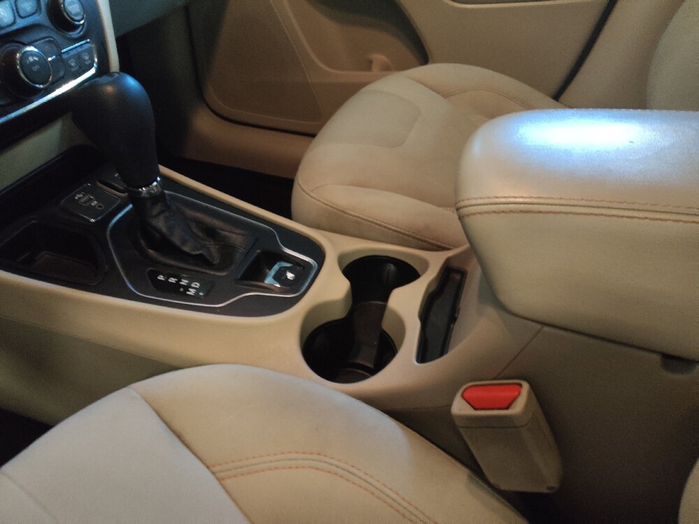 2020 Jeep Cherokee in Greenville, SC 29607 - 18088880 26