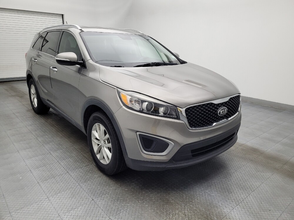 2017 Kia Sorento in Greenville, SC 29607 - 18088886 13