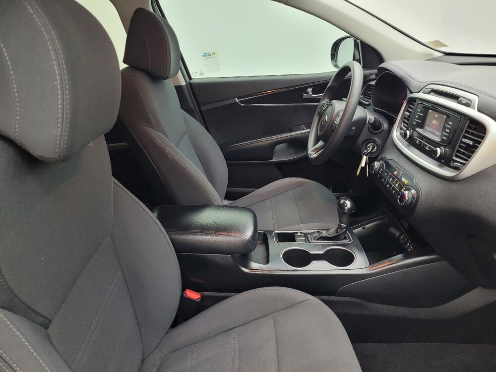 2017 Kia Sorento in Greenville, SC 29607 - 18088886 21