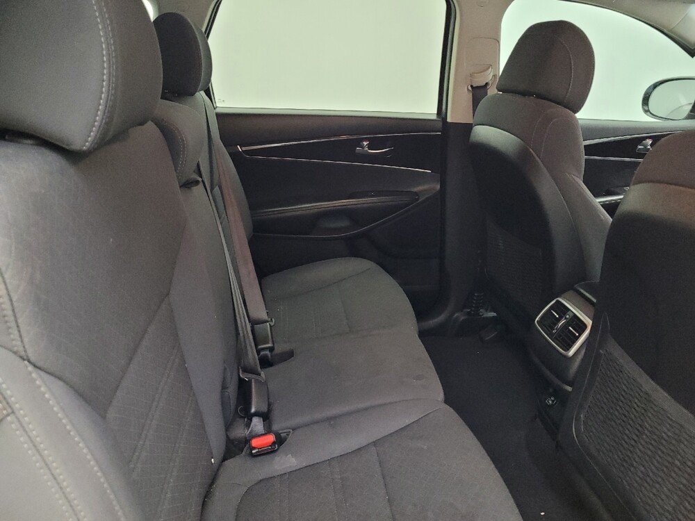2017 Kia Sorento in Greenville, SC 29607 - 18088886 19