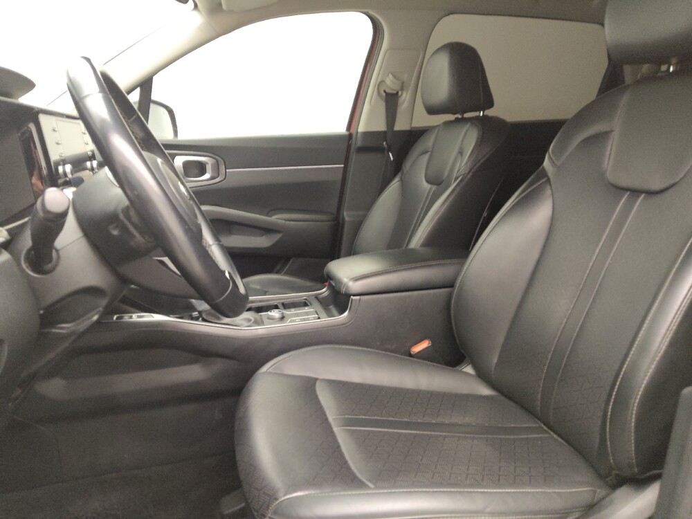 2021 Kia Sorento in Springfield, MO 65807 - 18088892 17
