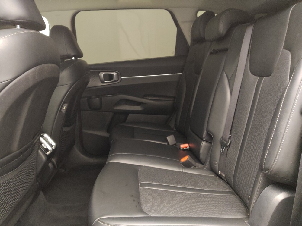 2021 Kia Sorento in Springfield, MO 65807 - 18088892 18