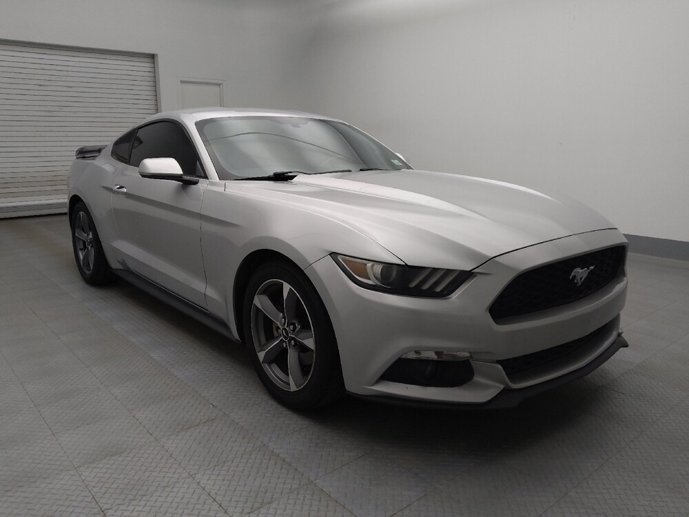 2017 Ford Mustang in Lakewood, CO 80215 - 18088896 13