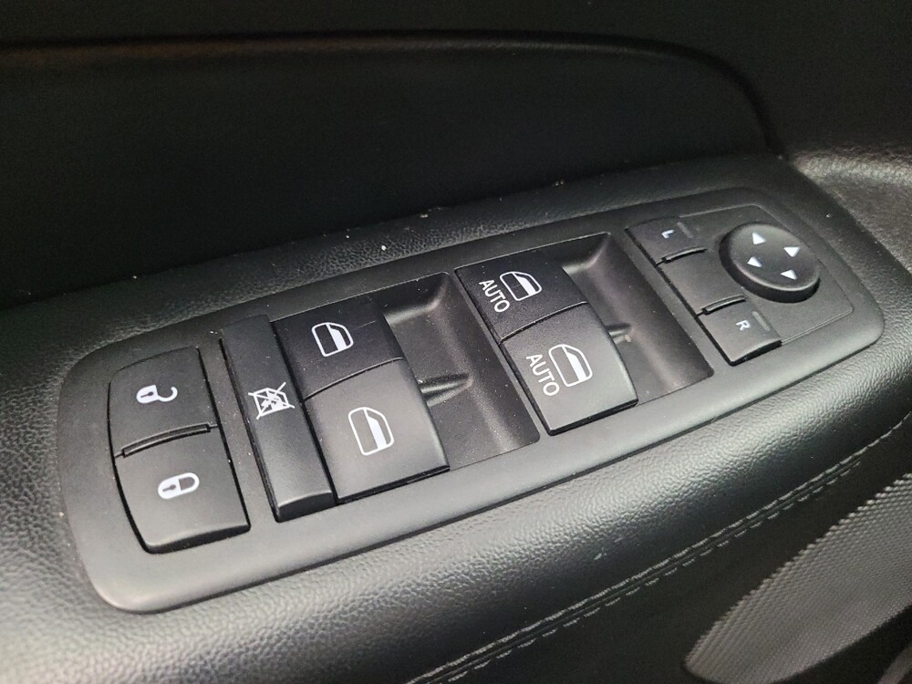 2017 Jeep Grand Cherokee in Memphis, TN 38115 - 18088900 27