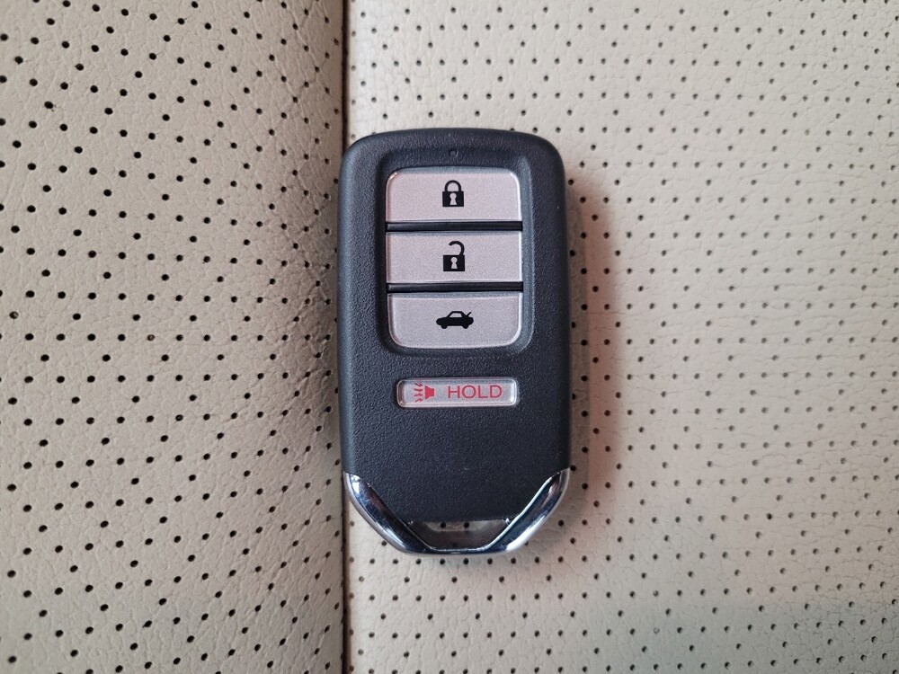 2015 Honda Accord in Memphis, TN 38115 - 18088906 32