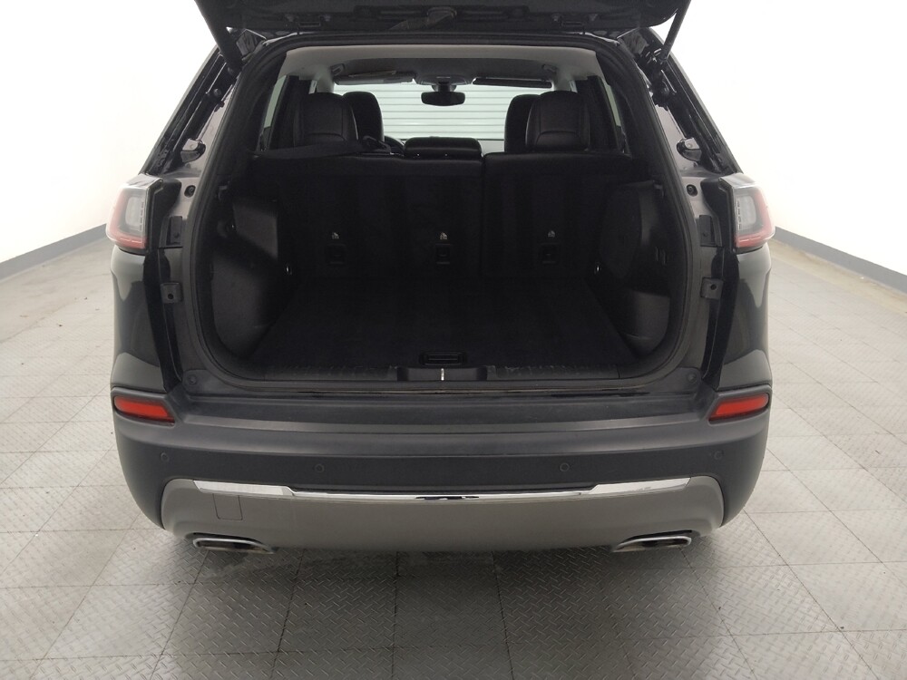2019 Jeep Cherokee in Houston, TX 77060 - 18088910 29