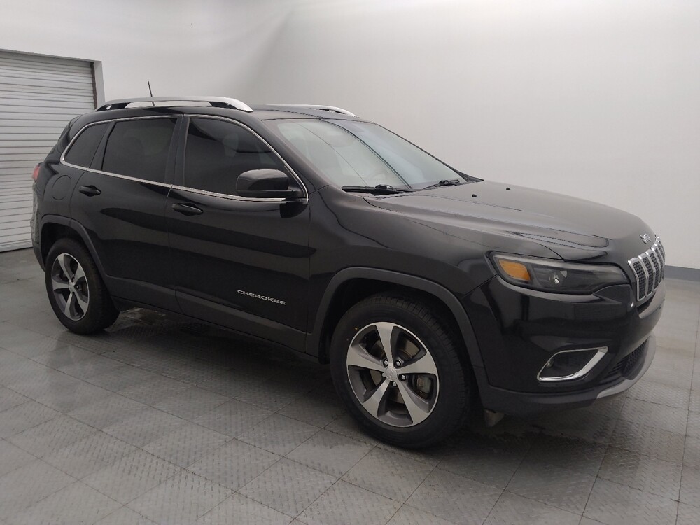 2019 Jeep Cherokee in Houston, TX 77060 - 18088910 11
