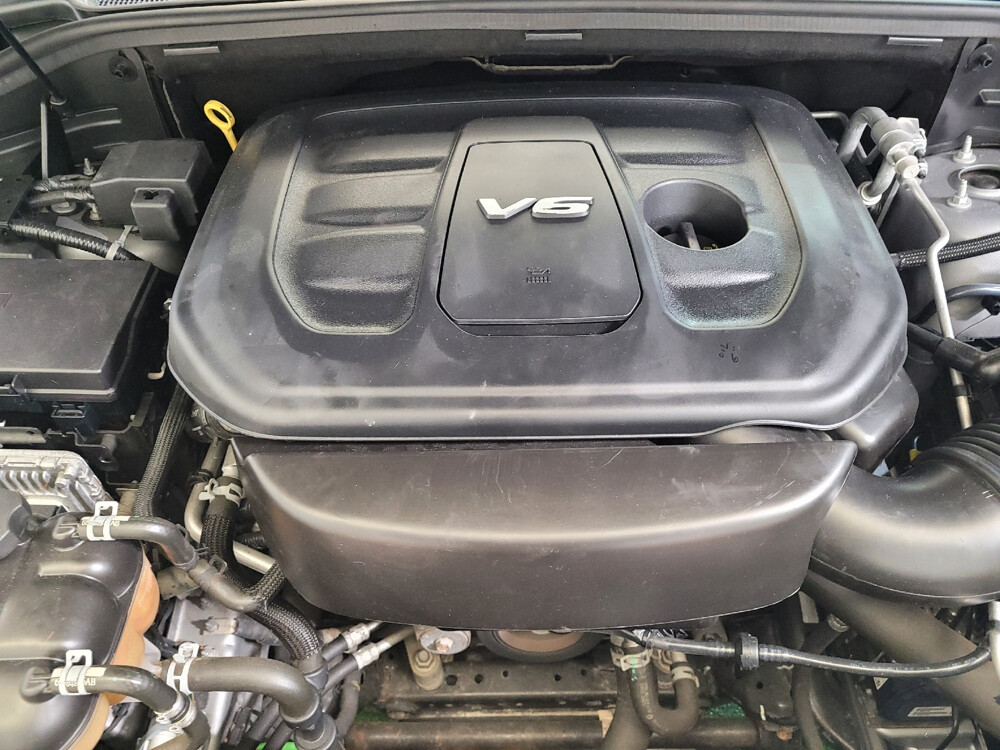 2017 Jeep Grand Cherokee in Taylor, MI 48180 - 18088919 30