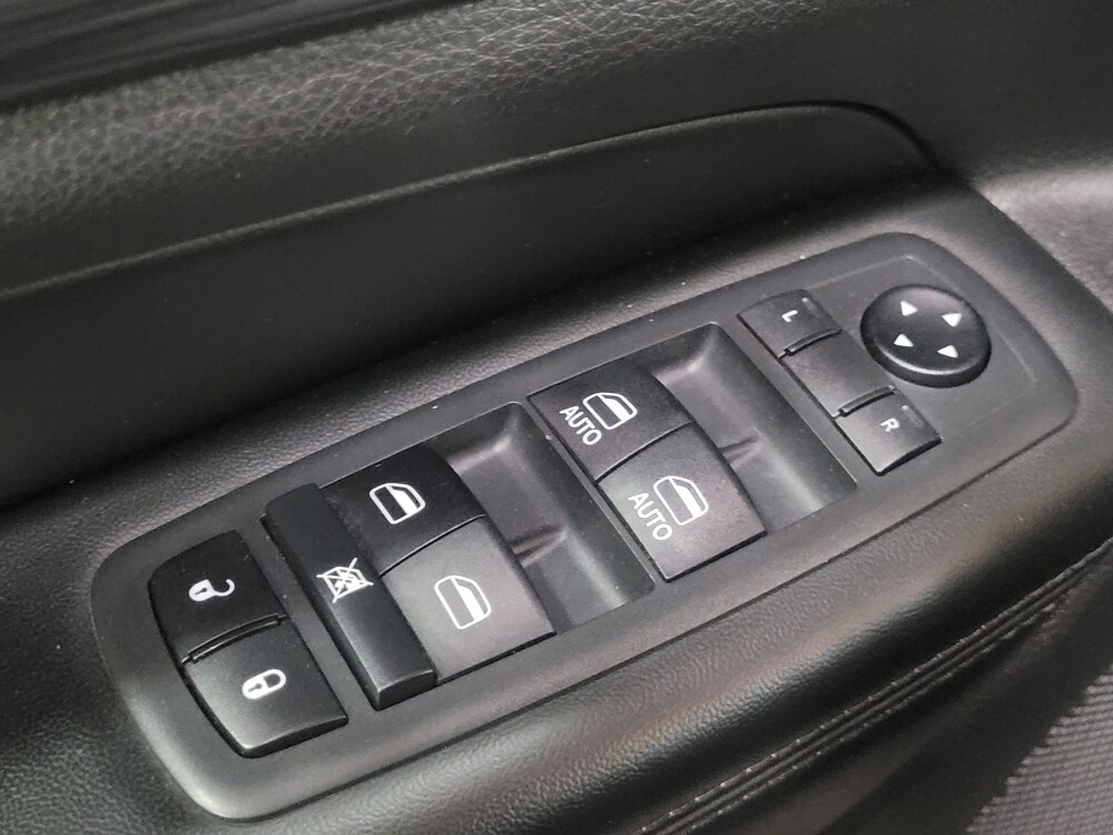 2019 Jeep Grand Cherokee in Richmond, VA 23235 - 18088922 27