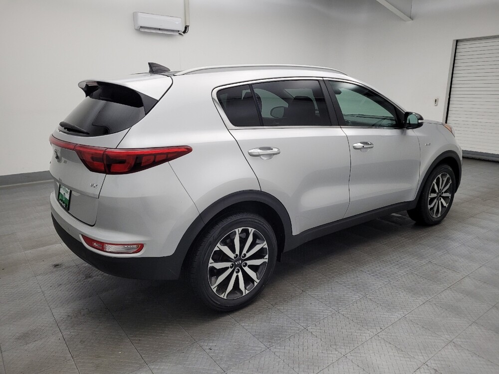 2017 Kia Sportage in Fairfield, OH 45014 - 18088923 10