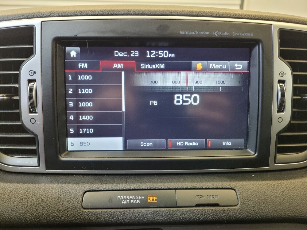 2017 Kia Sportage in Fairfield, OH 45014 - 18088923 25