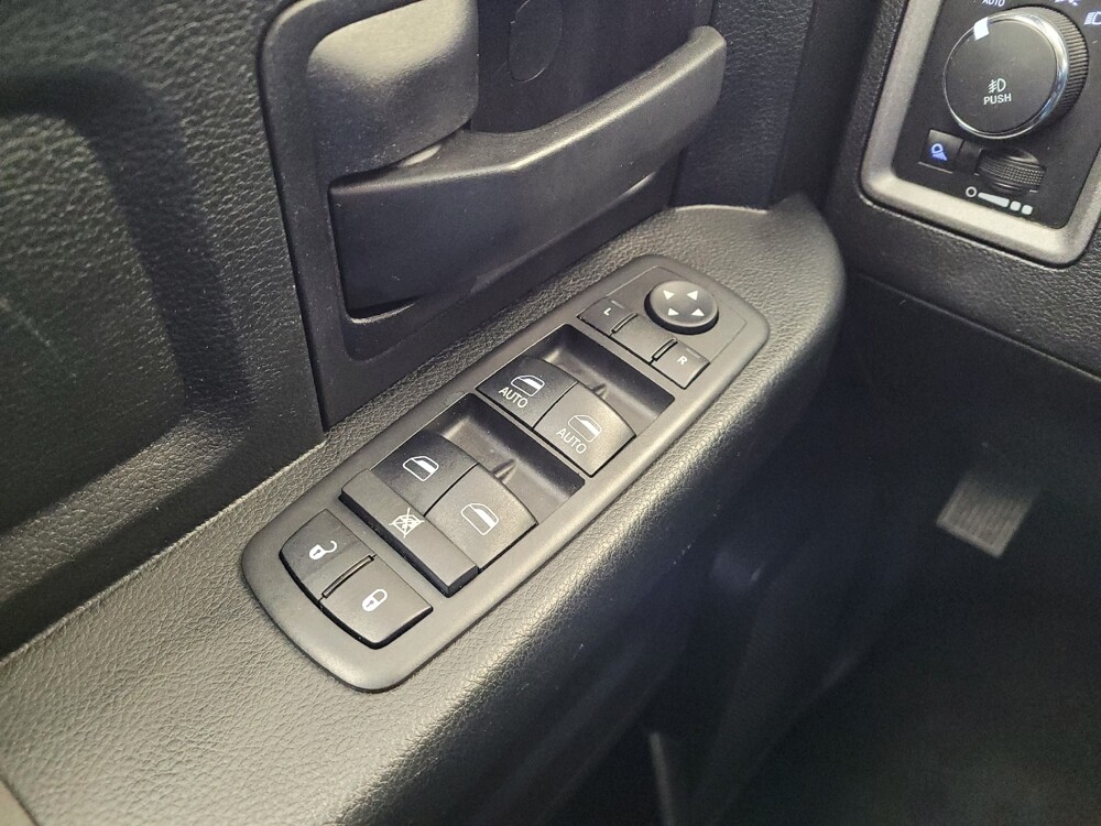 2018 RAM 1500 in Toledo, OH 43617 - 18088924 27