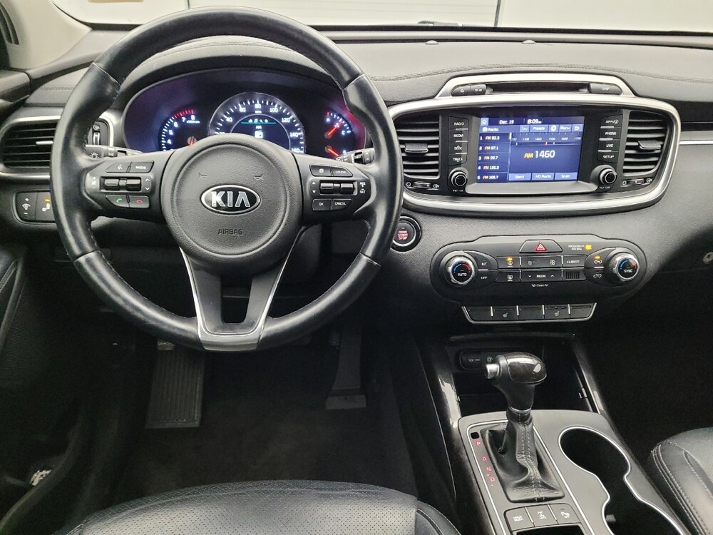2018 Kia Sorento in Toledo, OH 43617 - 18088925 22