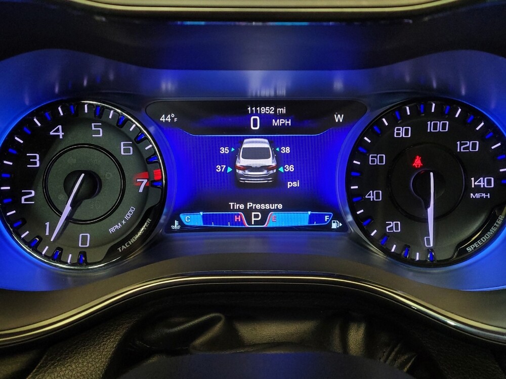 2016 Chrysler 200 in Fairfield, OH 45014 - 18088926 23