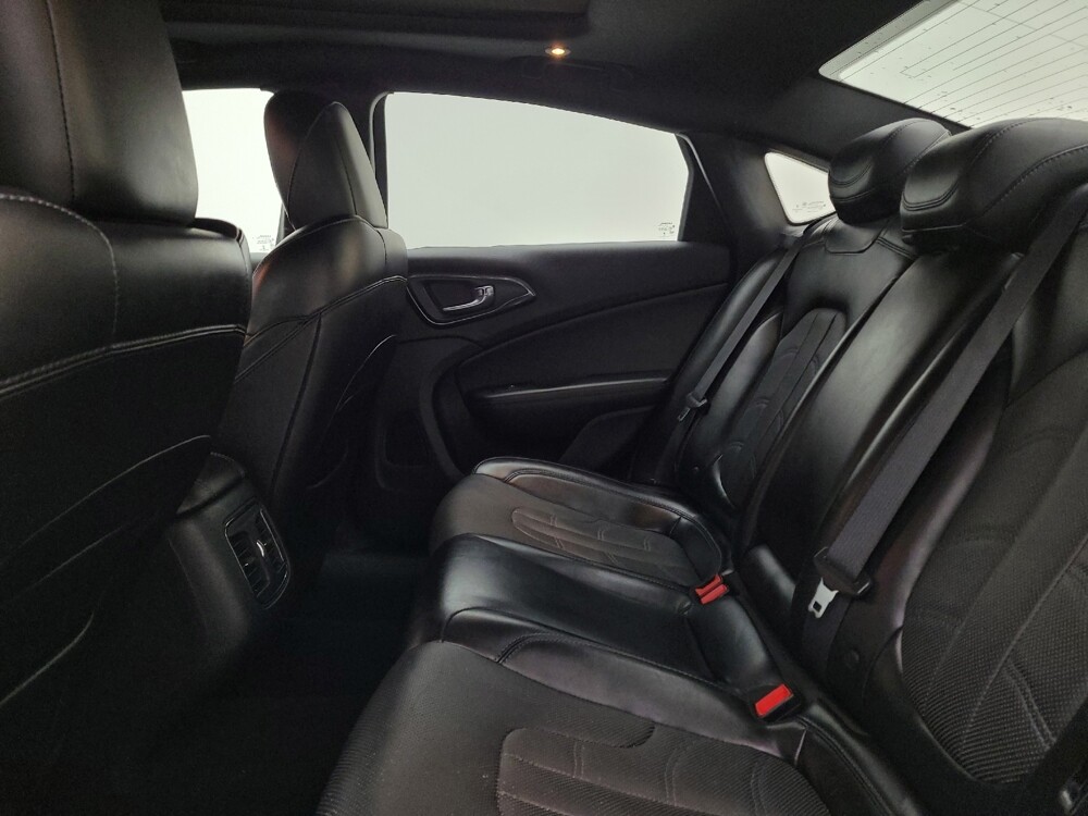 2016 Chrysler 200 in Fairfield, OH 45014 - 18088926 18