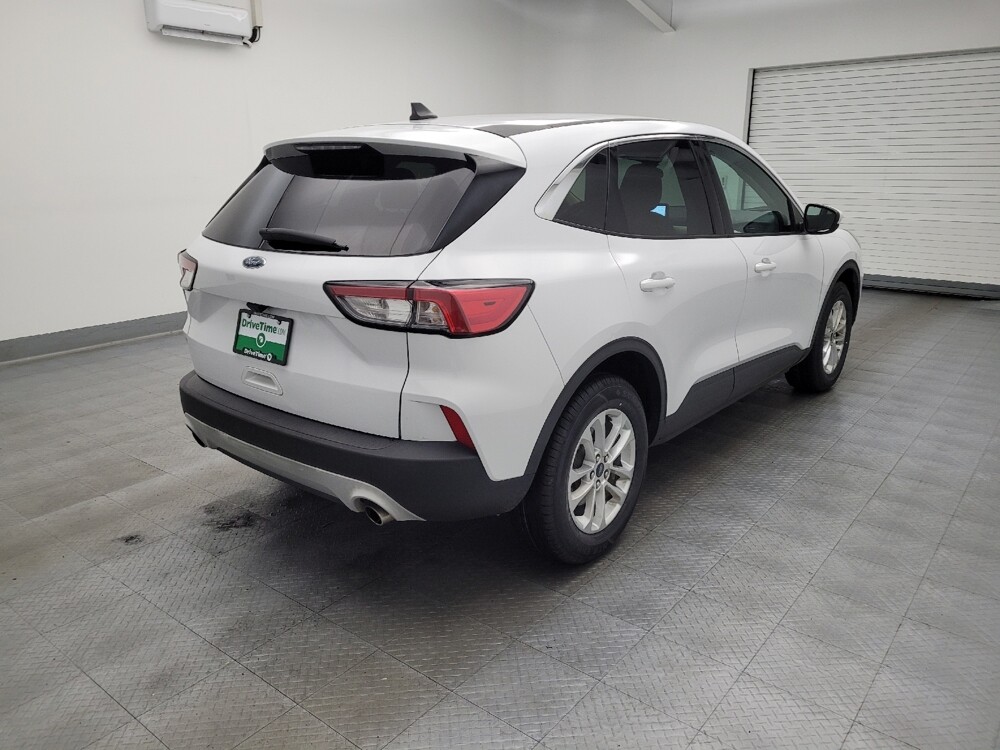 2020 Ford Escape in Fairfield, OH 45014 - 18088929 9
