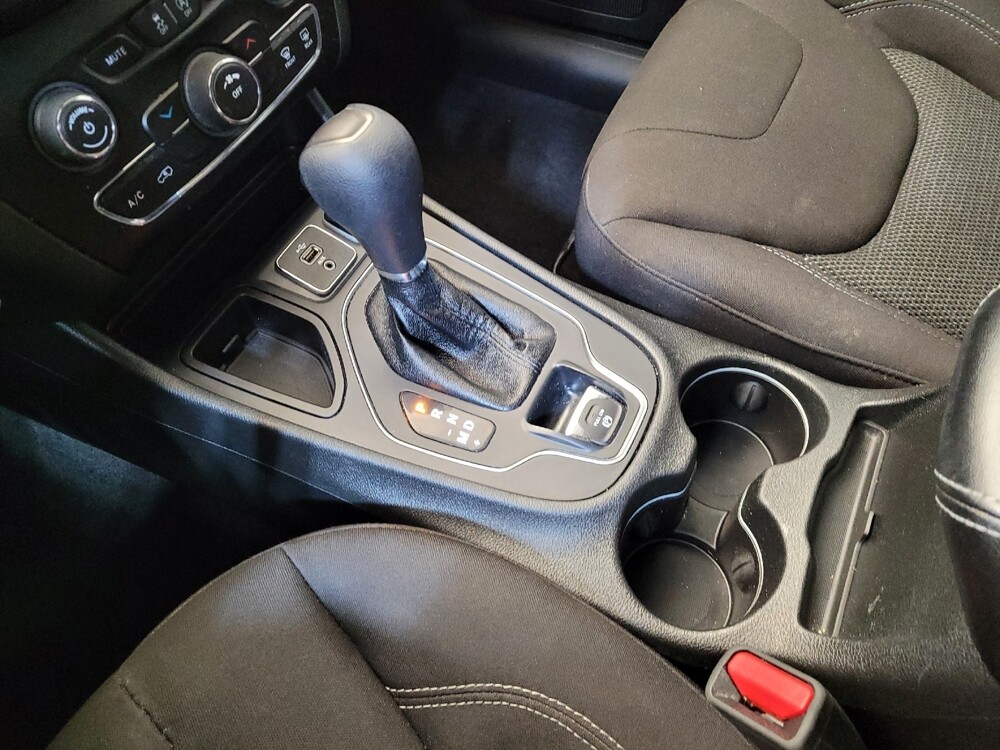 2019 Jeep Cherokee in Fairfield, OH 45014 - 18088930 26