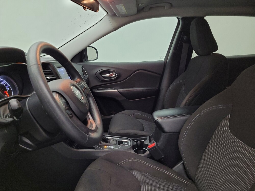 2019 Jeep Cherokee in Fairfield, OH 45014 - 18088930 17