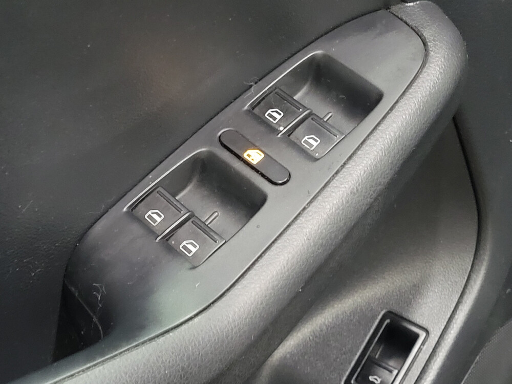 2015 Volkswagen Jetta in Gastonia, NC 28056 - 18088932 27