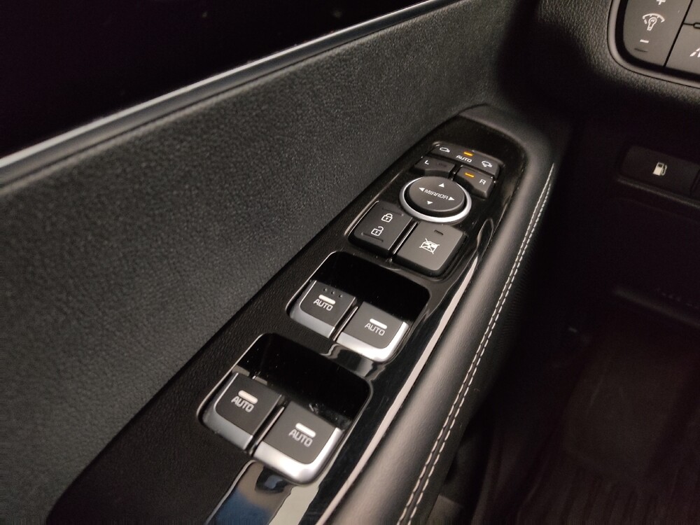 2018 Kia Sorento in Gladstone, MO 64118 - 18088945 27